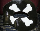 Crossbones Quartermask