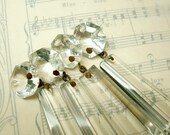 Crystal Frog Prisms, Coiled Brass Head Pins, Vintage, dv222