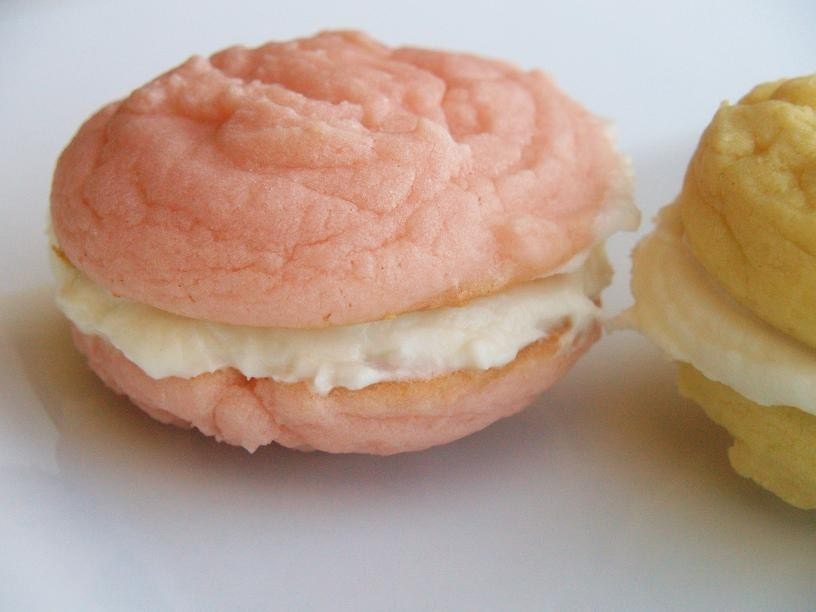 Pastel Pretties Buttercreme Cookie-Wiches-2 Dozen