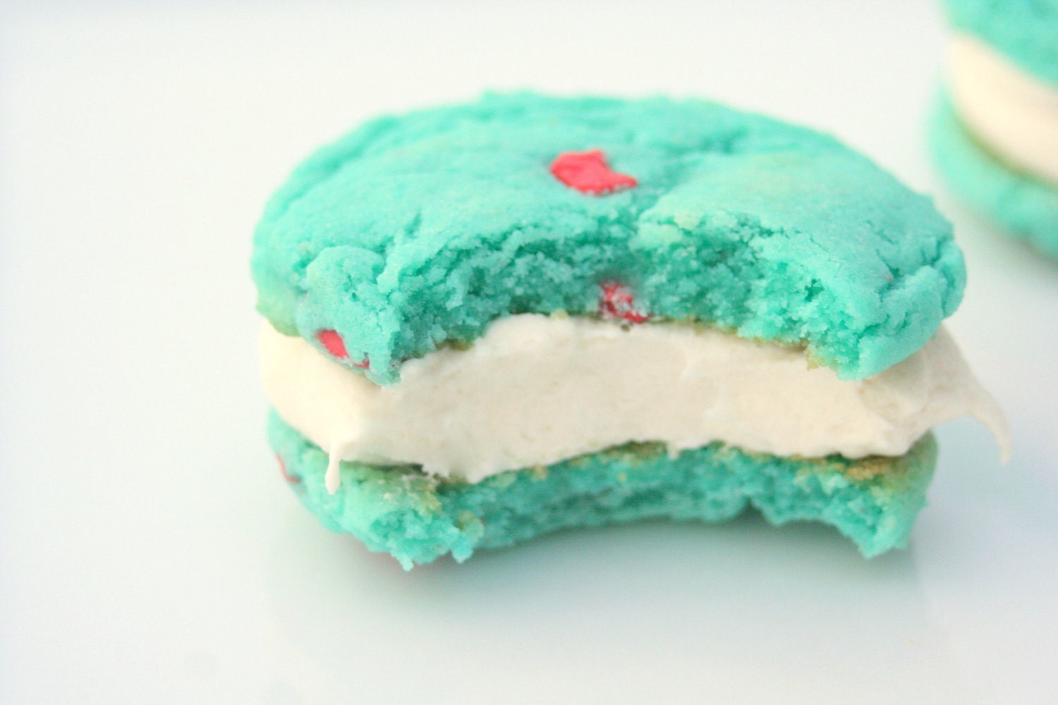 Beaming Blue Raspberry Chunk & Buttercreme Cookie-Wiches -1/2 Dozen