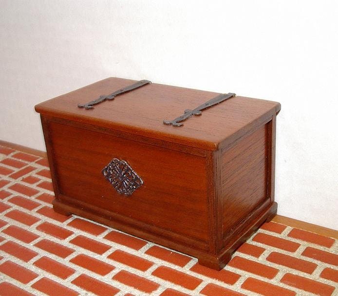 Medieval Chest with Strap Hinges, dollhouse miniature 1/12 scale