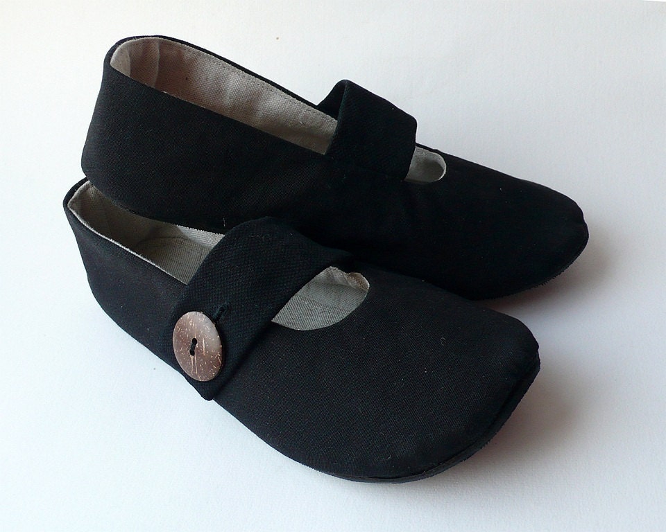 Shoes women ballet flat handmade CUSTOM ORDER black strap coconut button