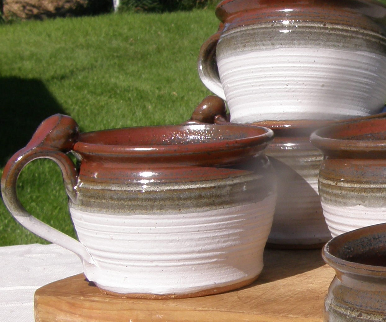 Stoneware Handled Soup Mug in Red and White Glaze Ceramic Pottery