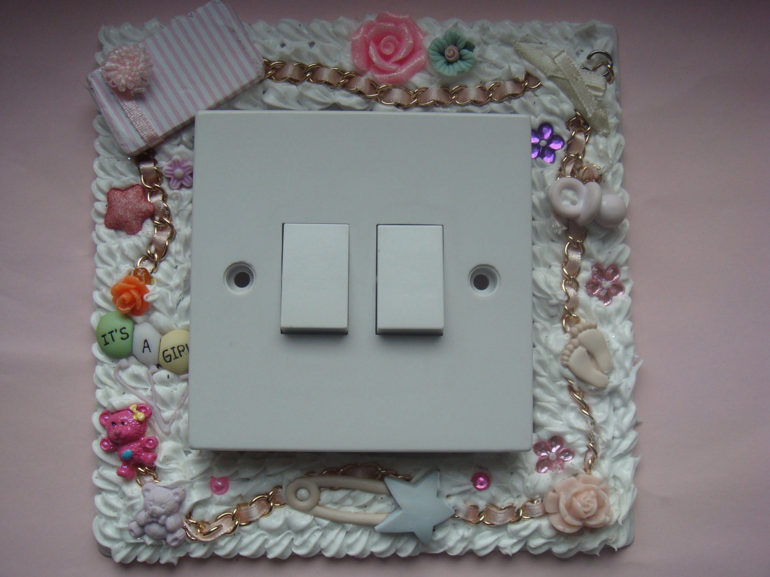 Light Switch Plate - It's a girl