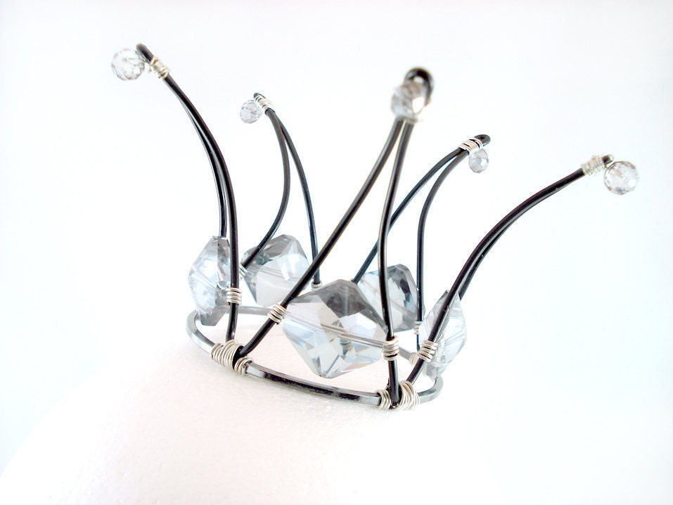 Special Order for Elewyn - 5 Iron Maiden Crowns