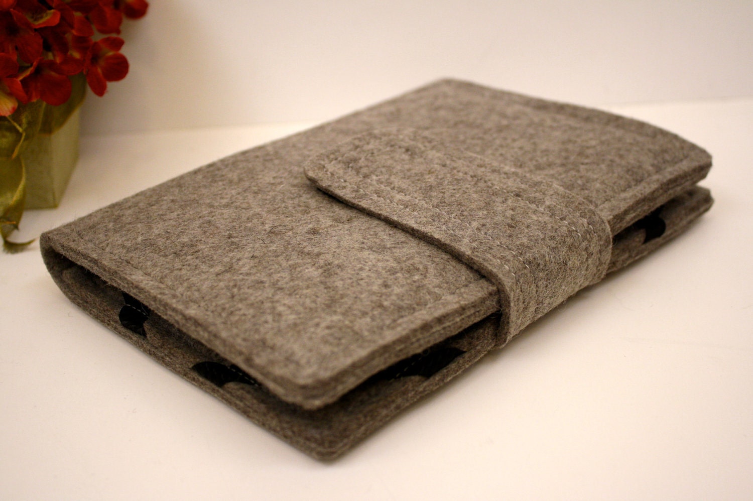 Kindle, Kindle Touch, Kindle 3, Kindle Fire Book Case Wool Felt in Granite
