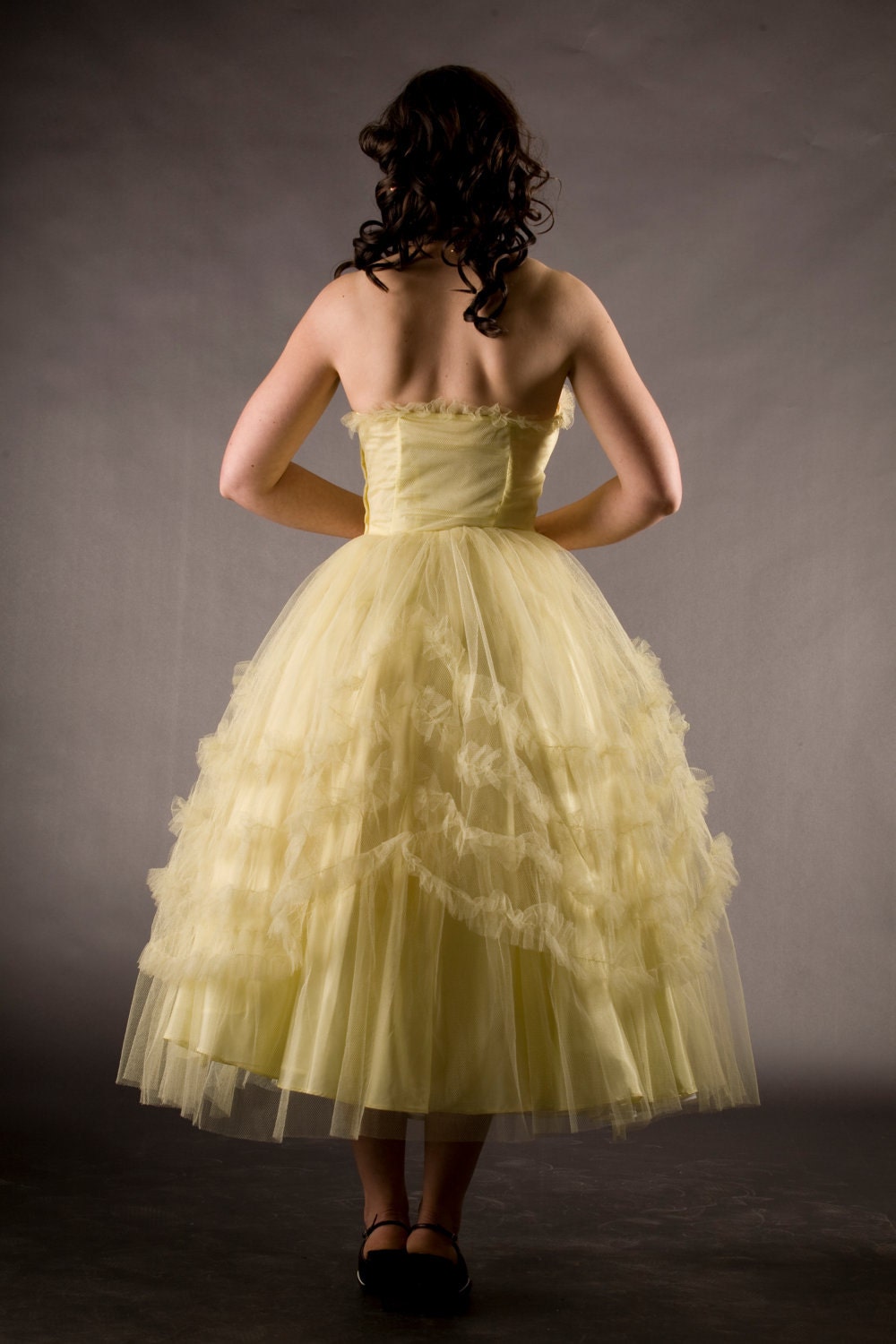 Vintage 1950s Wedding Dress Yellow Tulle Bombshell Cupcake Strapless Bridal Fashions