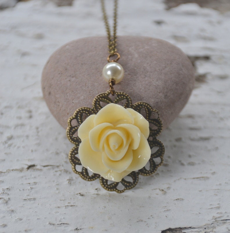 Vintage Style Bridal Necklace - Ivory Rose and Ivory Swarovski Pearl Necklace in Antique Brass Jewelry Gift for Her. Free Shipping.