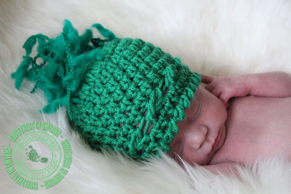 Crochet Baby Hat with Tassle, Baby Girl Hat, Crochet Newborn Beanie, Super Soft with Tassle in Green, 0 - 3 months, READY TO SHIP