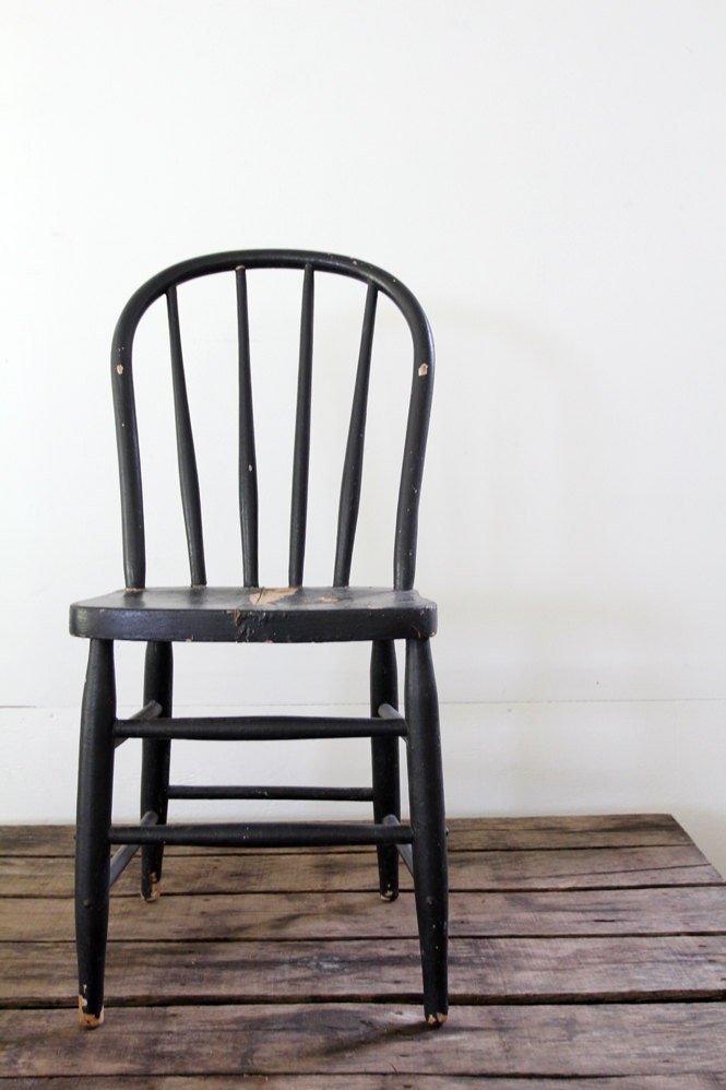 Black Wood Chair // Antique Spindle Chair