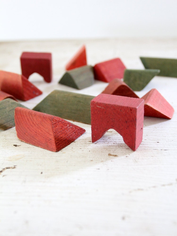 Vintage Toy Blocks // Red & Green // 1950s Wood Blocks