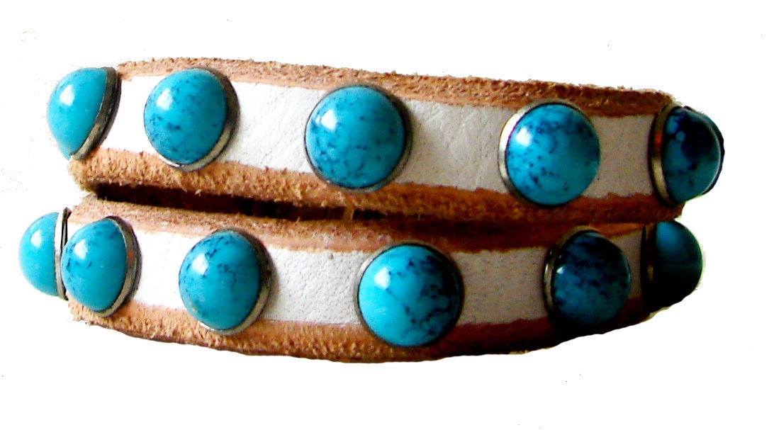 Bohemian White Leather Cuff Bracelet with Turquoise Stones & SIlver Clasp