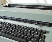 Vintage Electric Typewriter: Selectric ii in Avocado Green from IBM SALE 50% OFF