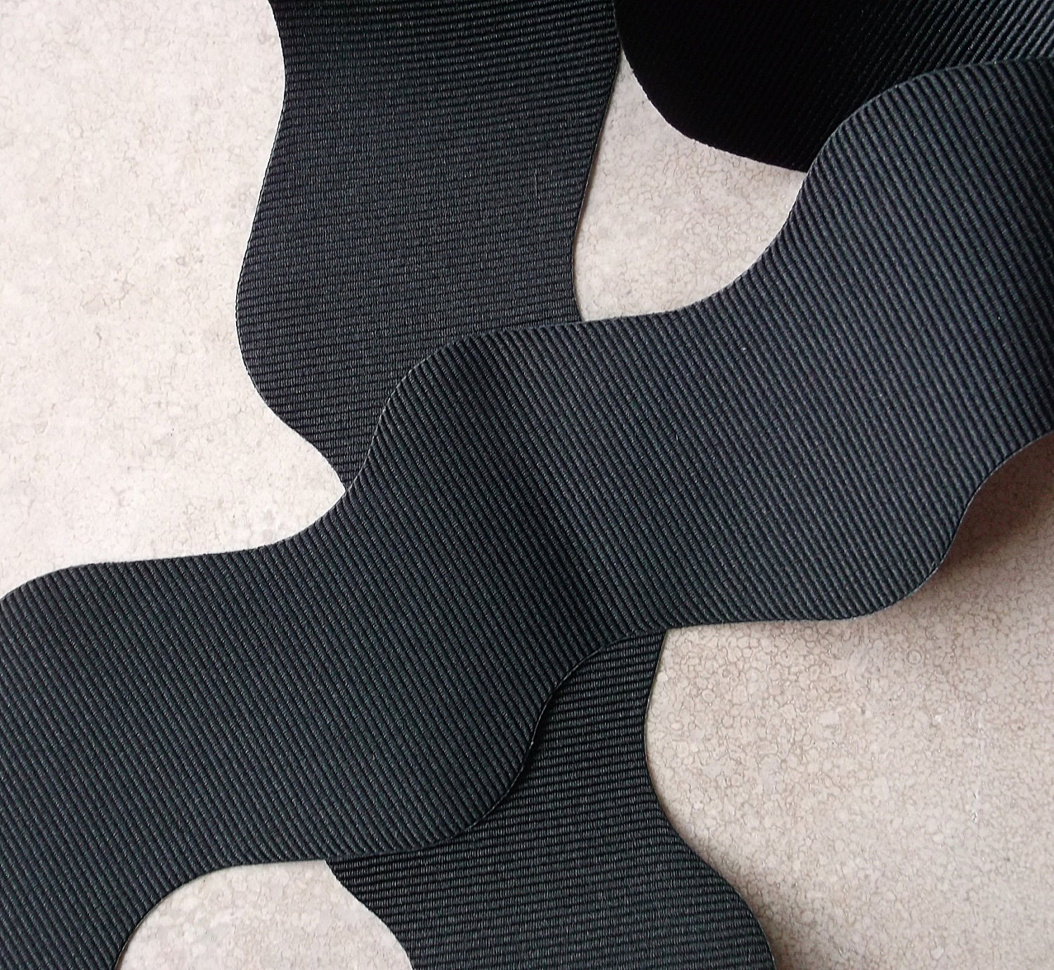 Black Ric Rac 1 1/2" grosgrain ribbon- Valentines Il_170x135