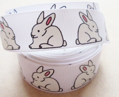 Easter Bunny on white 7/8" grosgrain ribbon Il_570xn