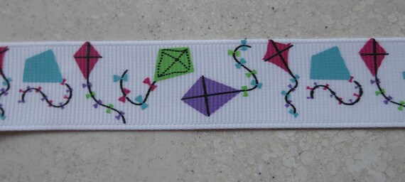 Windy kites on 7/8 inch grosgrain ribbon Il_570xn