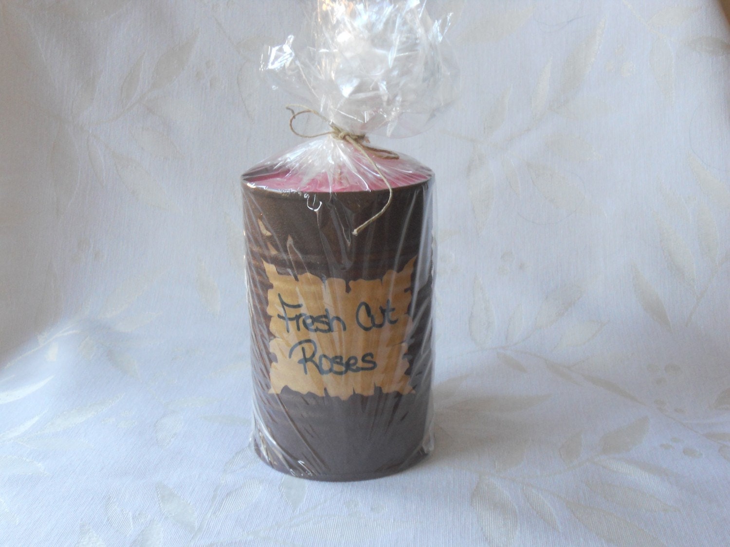 22oz. - Fresh Cut Roses Scented Pure Soy Candle
