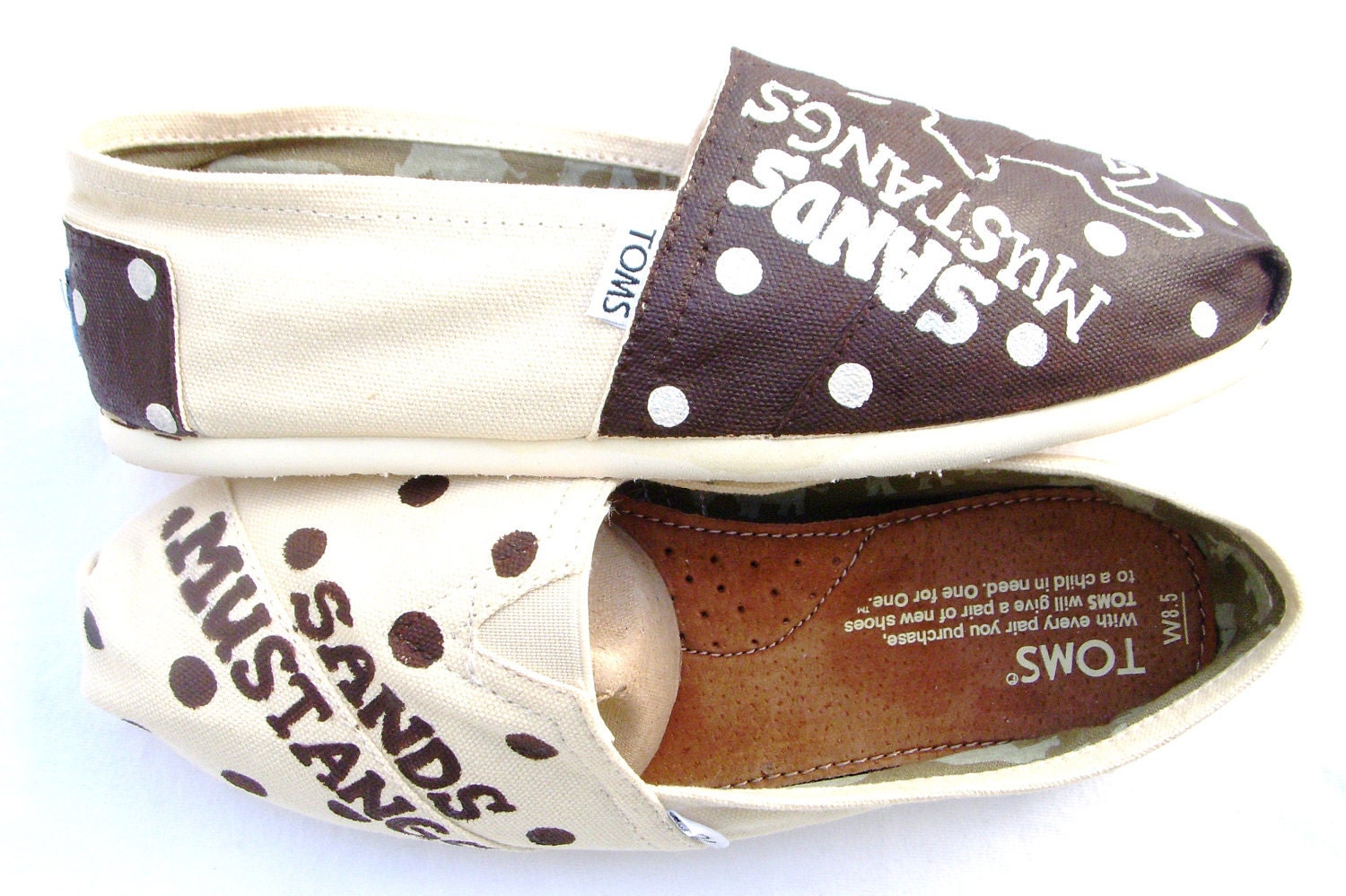 The Mustangs - Brown and Cream Custom TOMS