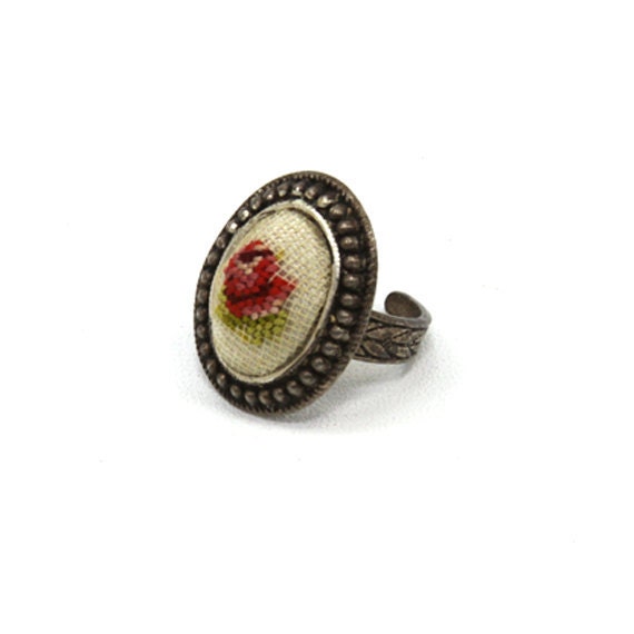 Ring Needlepoint Rose Made in Austria