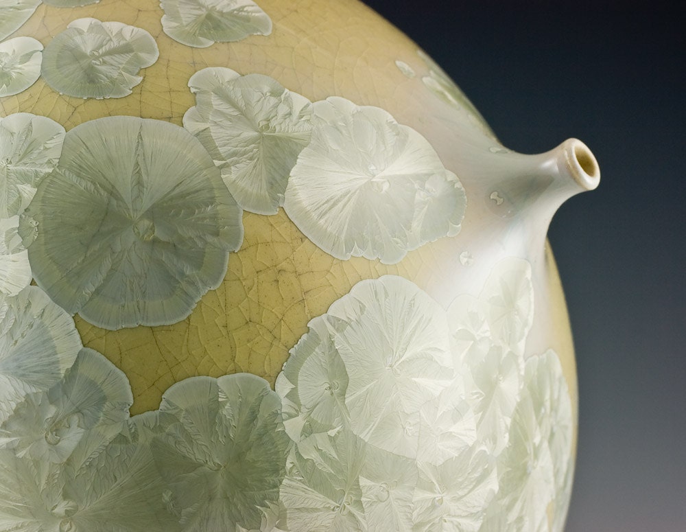 Round Crystalline Vase with Narrow Opening