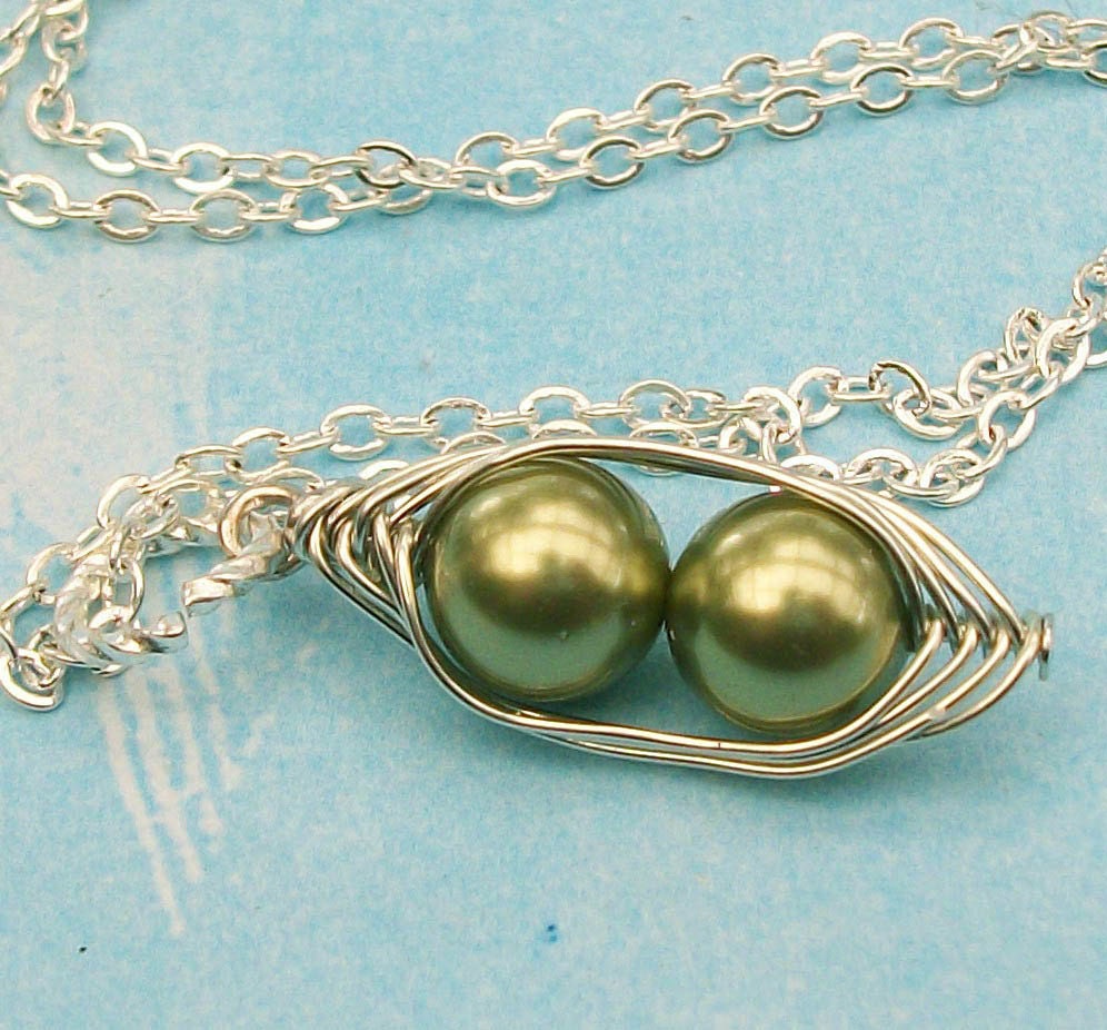 Two Peas In A Pod Silver Pendant Necklace For Two Special  People Green 8mm Swarovski Pearls. For Brides,Friends,Sisters And Mothers.