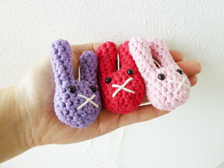 Crochet Bunny Necklace - PDF Pattern - English and Dutch version available
