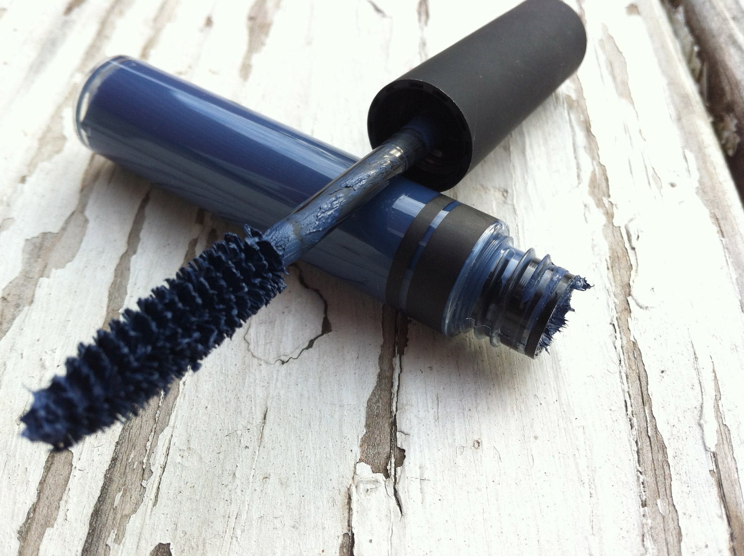 NAVY Vegan Mineral Mascara  - Great for Sensitive Eyes Full Size (Not Waterproof)