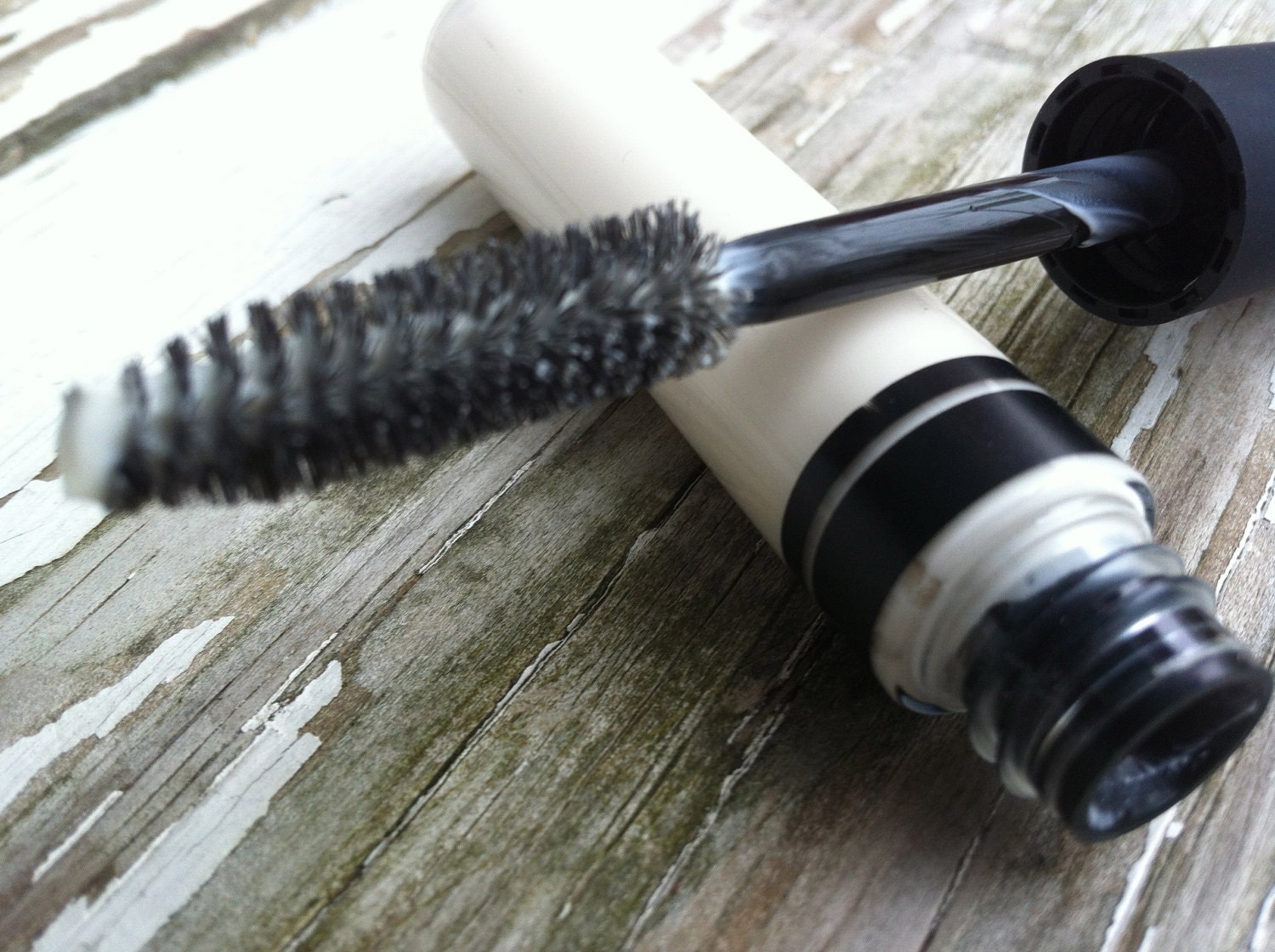WhipIt Vegan Lash Conditioner and Primer