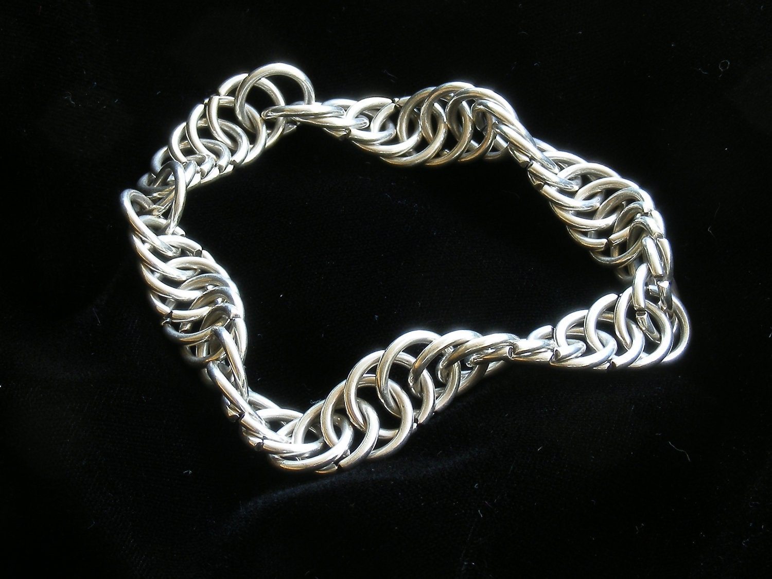12 Ga. single helix silver bracelet