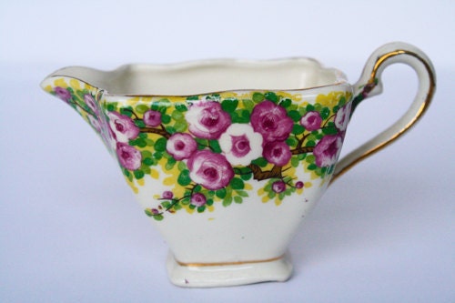 Vinage Floral Creamer Gold Trim
