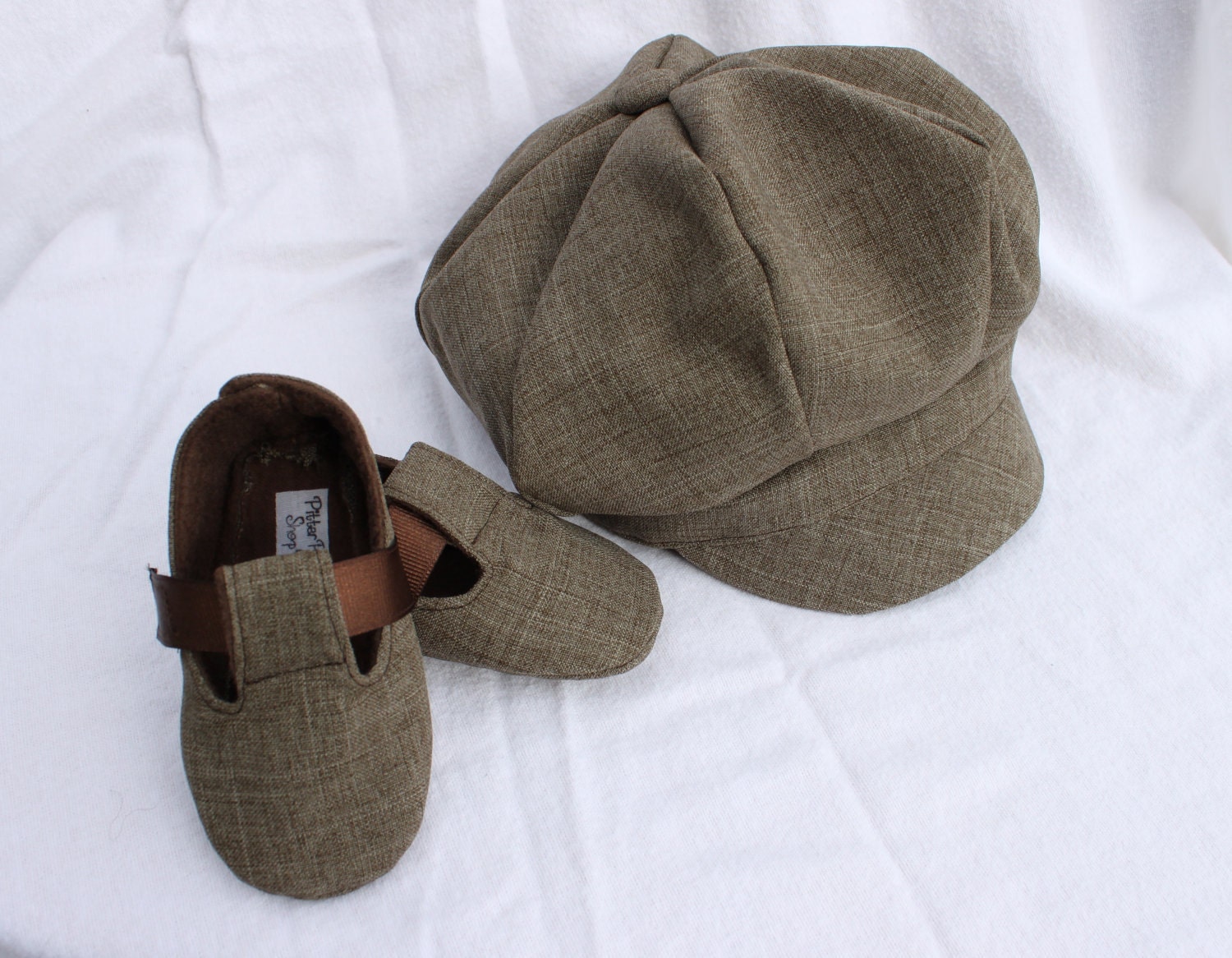 Brown Cloth Newsboy Cap or Newsie Hat and Matching Baby Booties. Sporty, Infant, Shoe.