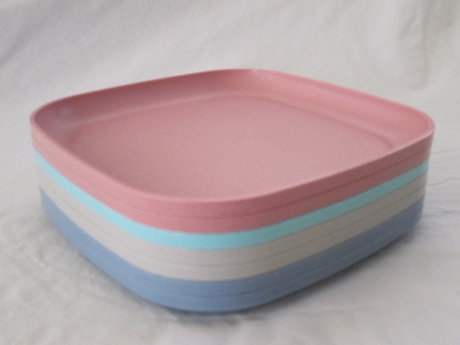 Vintage Tupperware Plates by on Etsy
