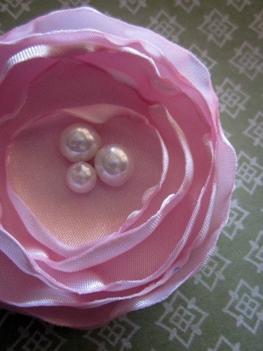 Light Pink Layered Flower Clip