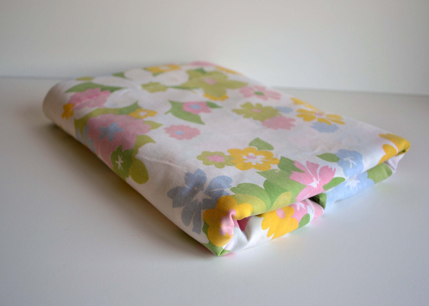Vintage Full Flat Sheet by Cannon Monticello