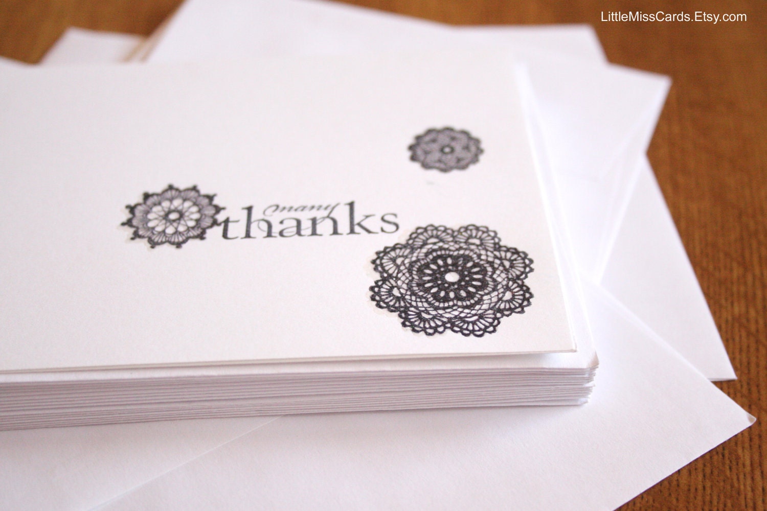 Thank You Note Set of 15 with Doilies in Black and white