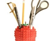 Apple Pencil Holder - made with LEGO(r) bricks