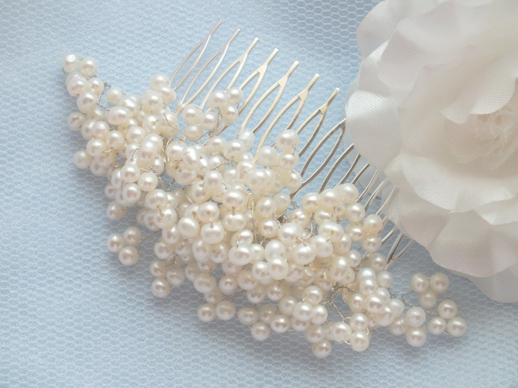 Princess - Vintage Style  Freshwater Pearl Hair Comb