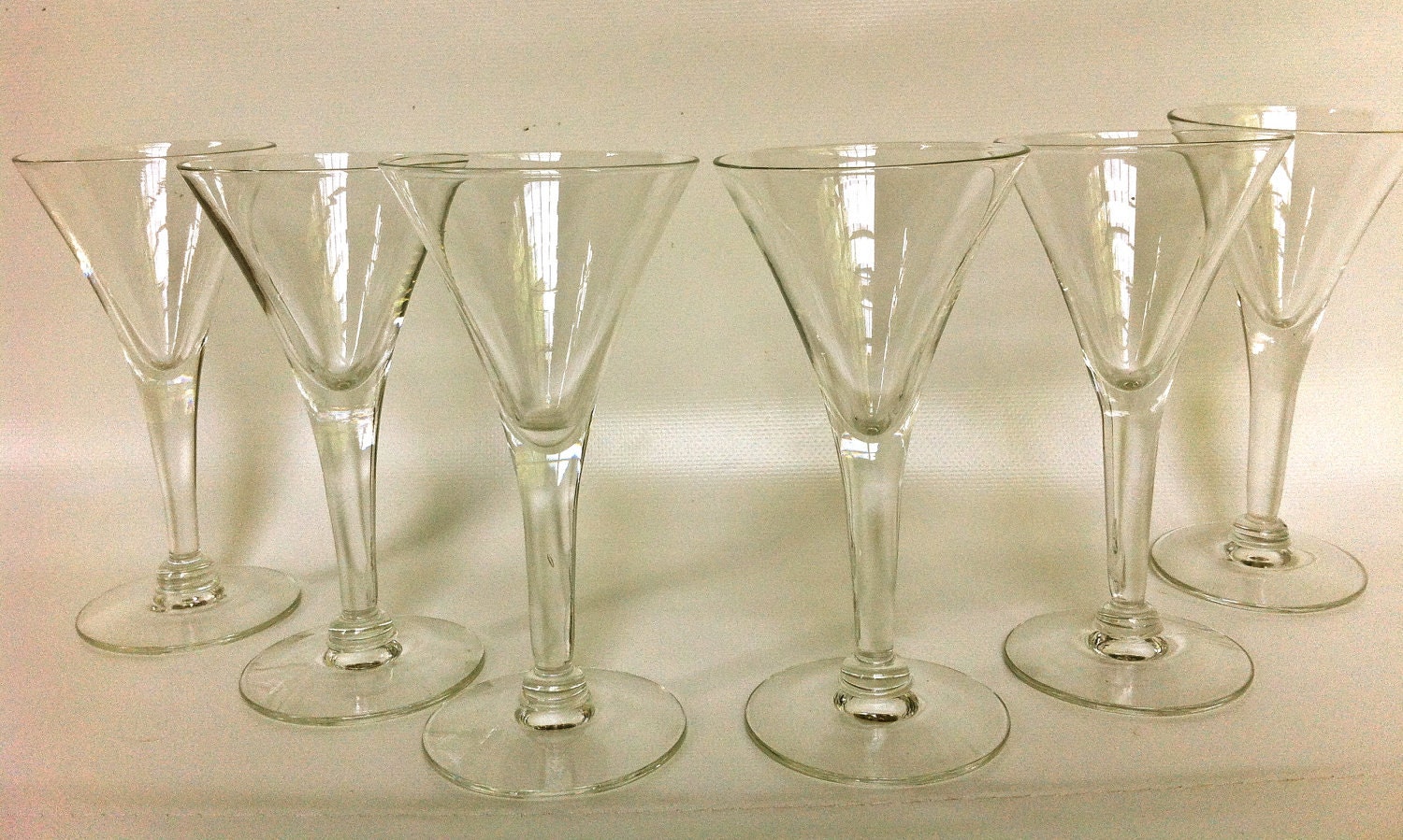 6 Cocktail Glasses - Six Small Scale