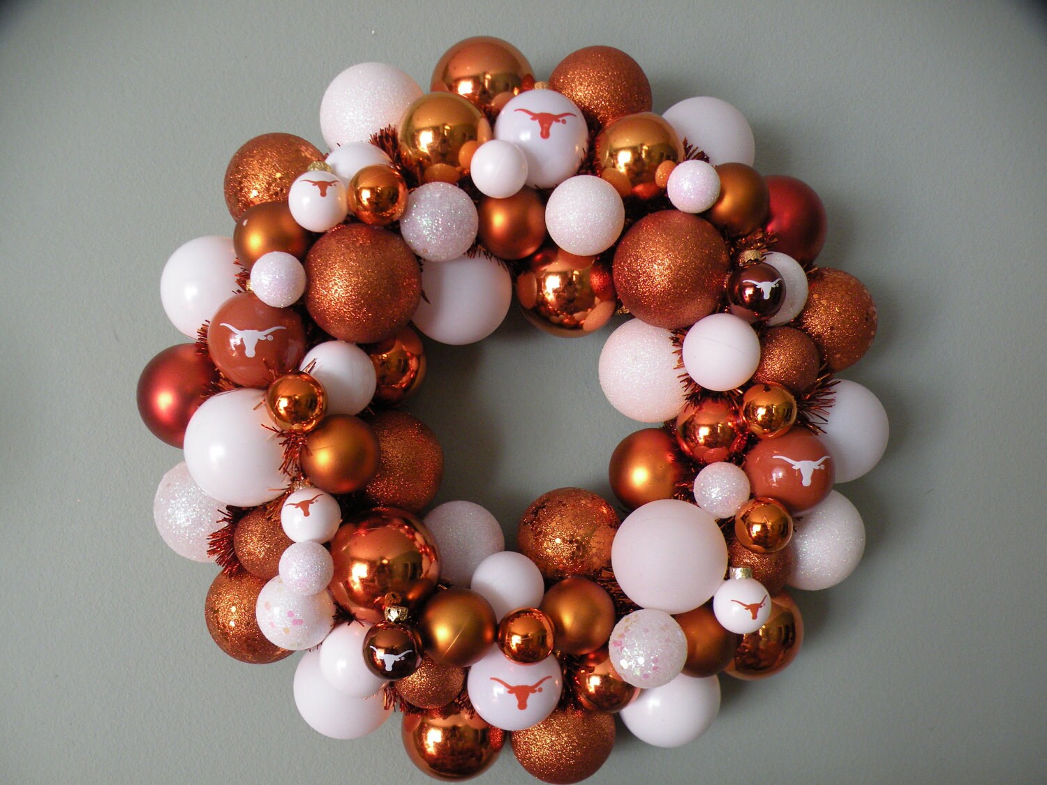 TEXAS LONGHORNS Ornament Wreath