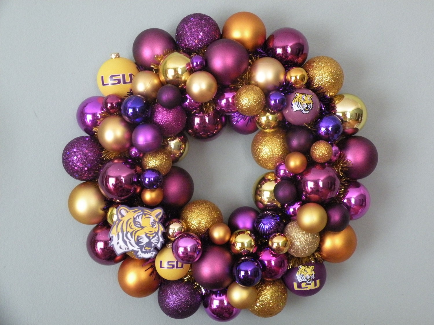 LSU TIGERS with MIKE the Tiger Ornament Wreath