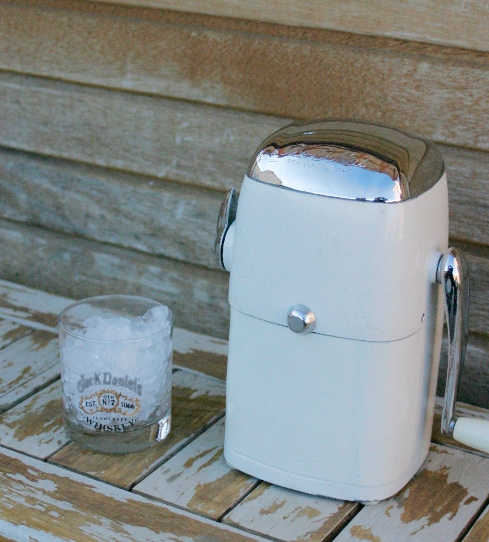 Vintage "Ice-O-Mat" Ice Crusher White Circa 1950