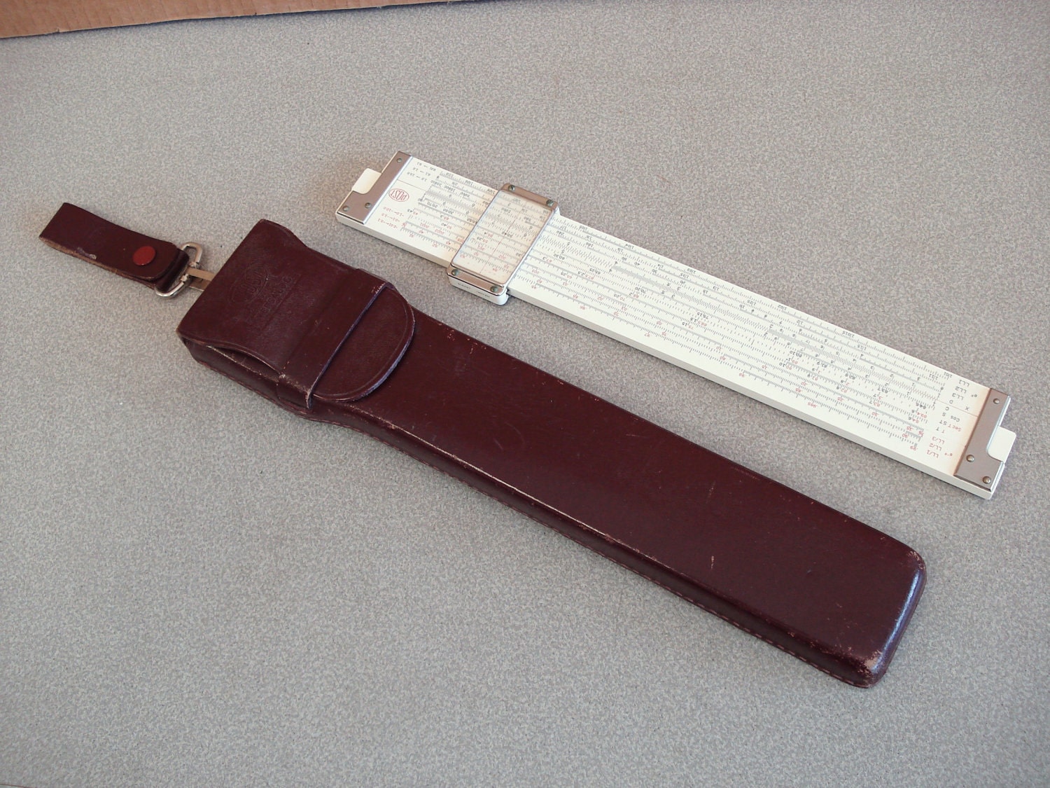 Vintage POST VERSALOG Slide Rule Instrument With Genuine Leather Case.