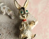 Vintage Gerrys Happy Rabbit Brooch