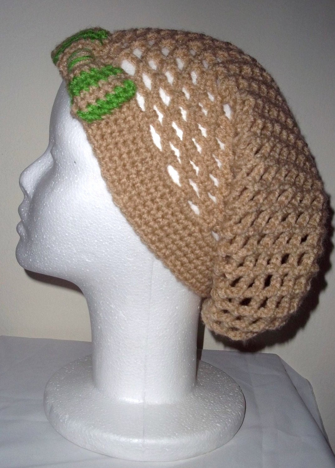 Beige Mesh Slouch Beanie with a beige & green bow
