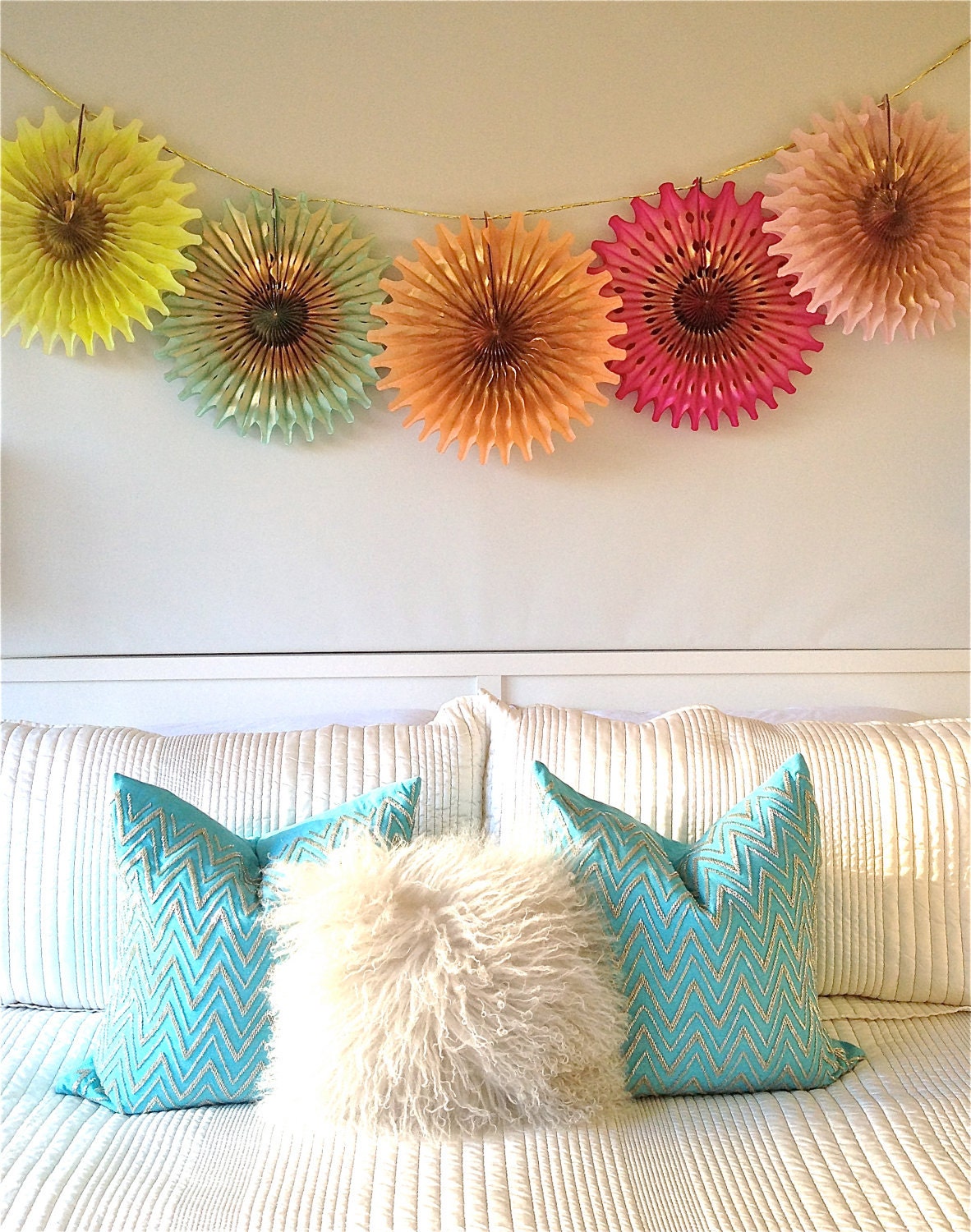 Fancy Frill Tissue Fan