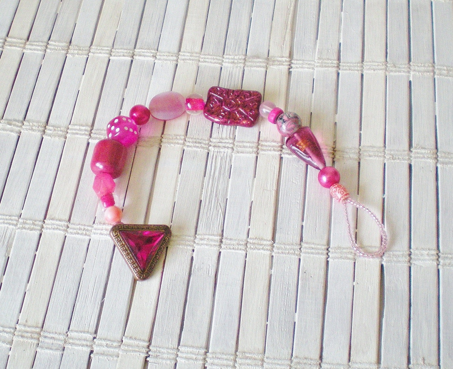 Kawaii Hot Pink Beads Bracelet Trendy Beaded Fun
