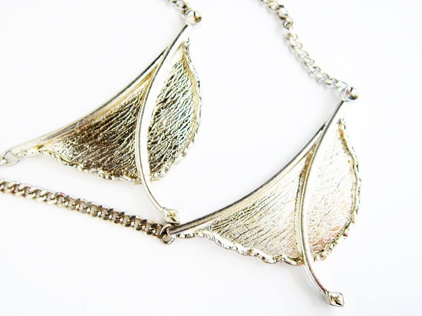 2 Vintage Silver tone Modern Art Necklace Findings with chain and closure HC210