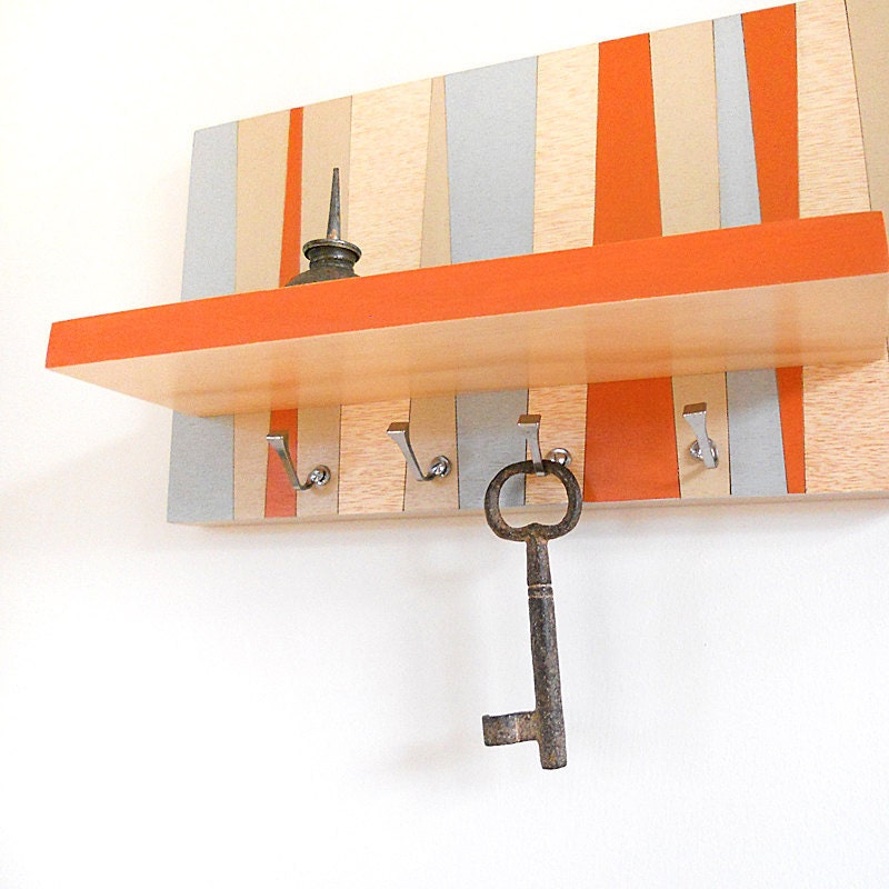 SAIL: decorative wall shelf geometric stripes key rack