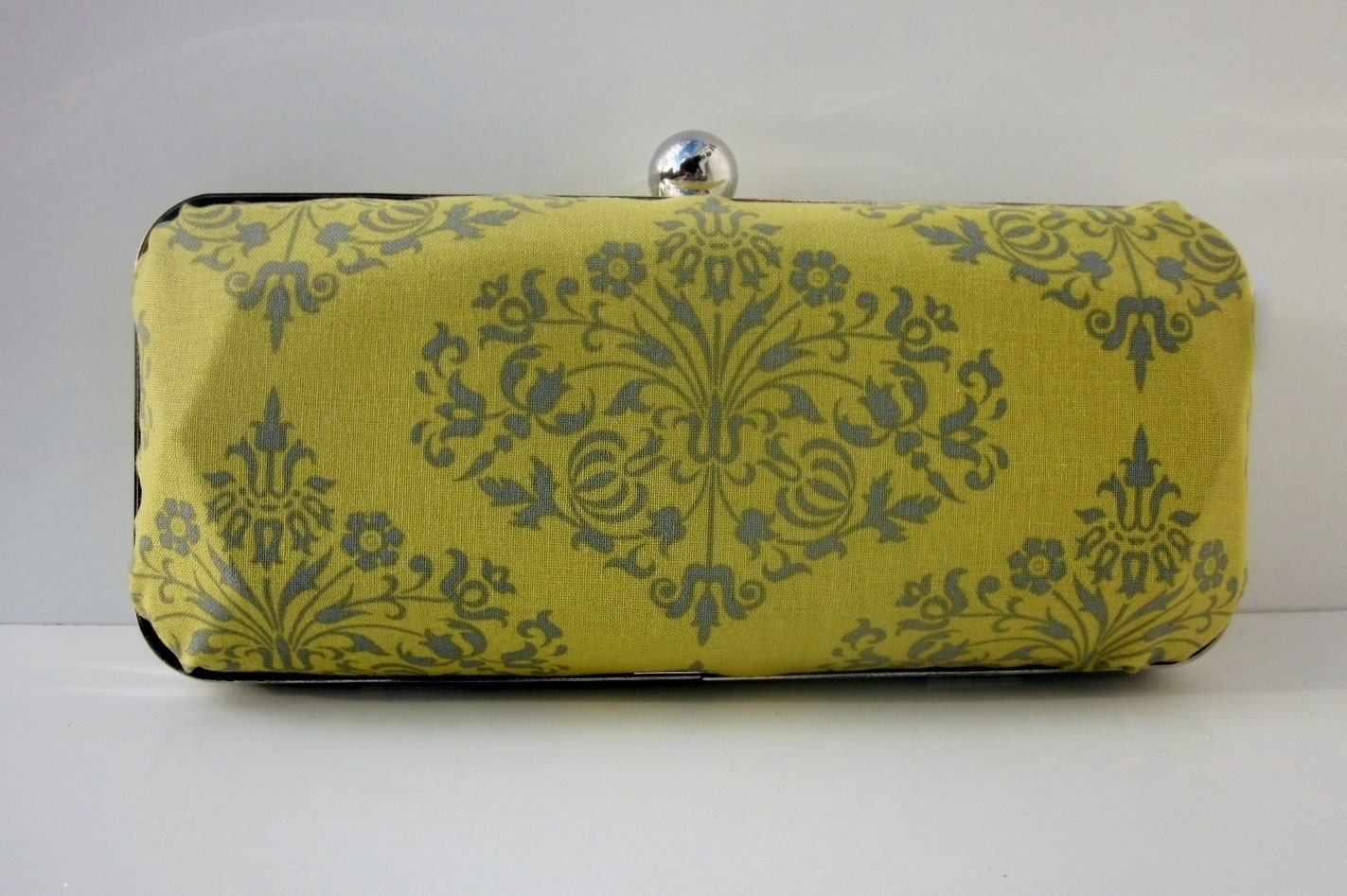 fabric clutch purse/minaudiere/Bridesmaid Clutch/minaudiere/Spring wedding/Spring Fashion