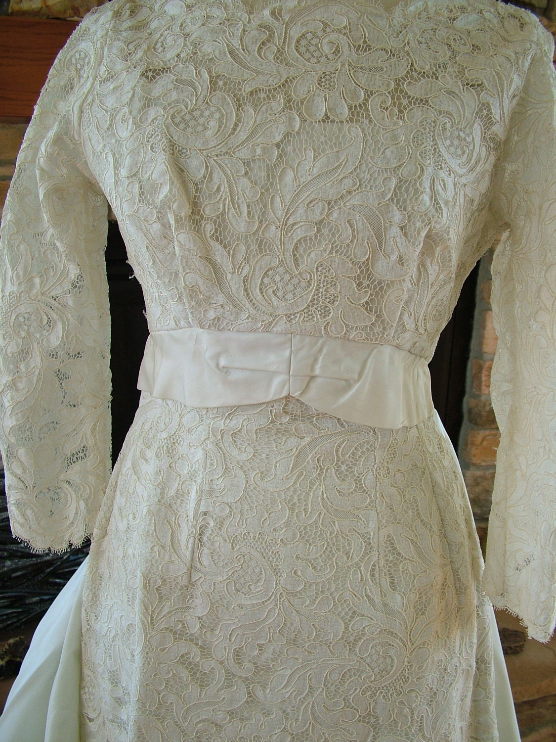 Wedding dress 1960s vintage RESERVED